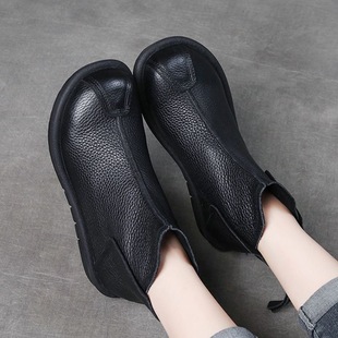 大码复古真皮短靴女皮单靴25秋冬新头层牛皮平跟软底保暖马丁靴女