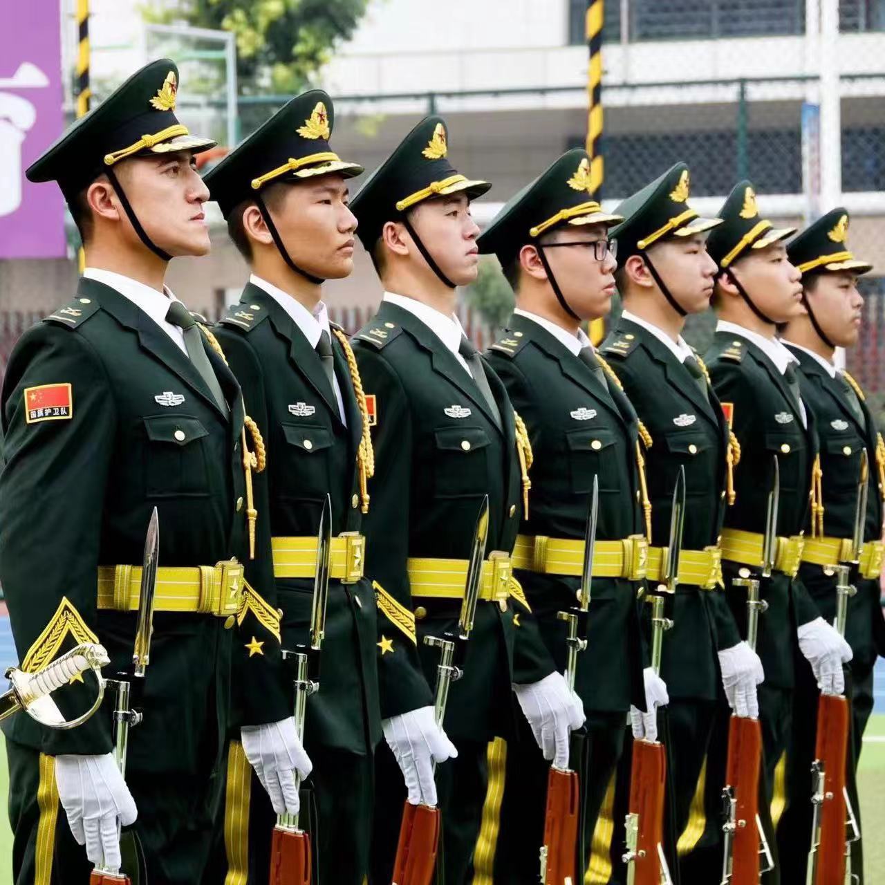 国旗班服装超值爆款礼服学生仪仗队鼓乐队演出服装