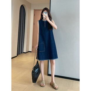 时髦复古原牛色A字牛仔背心裙中长款无袖连衣裙女2026新款