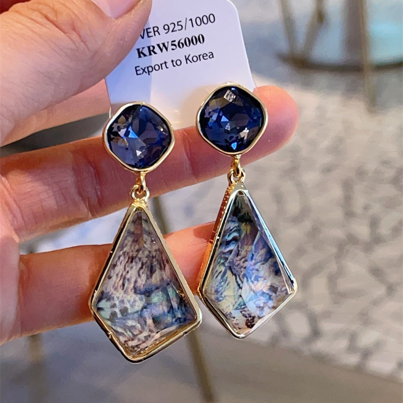 小众设计款海洋蓝紫色石耳环几何形金色包边级感复古耳饰