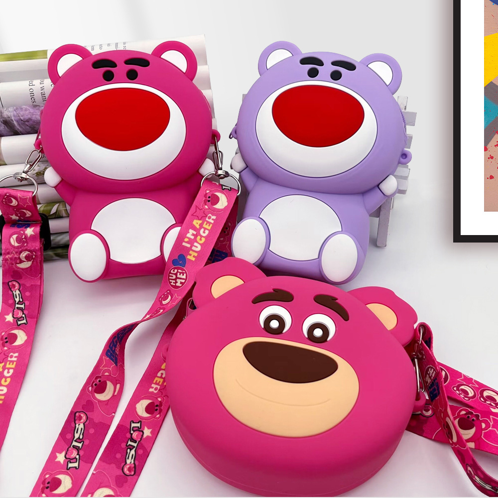 儿童包包草莓熊卡通硅胶包肩斜挎包潮流配饰女童零钱包小包