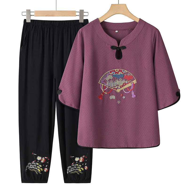 妈妈夏装套装中老年女装时尚洋气奶奶刺绣小衫上衣老太太夏季衣服