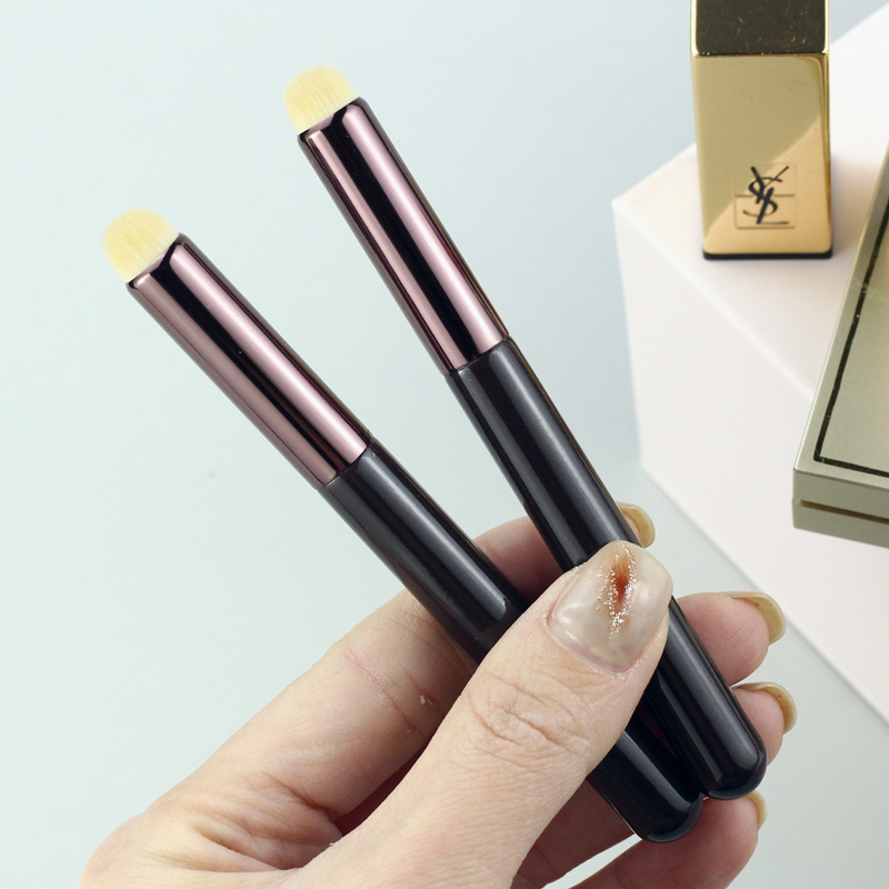 圆头遮瑕刷多功能晕染刷唇刷沧州