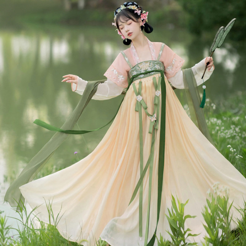 原创设计铃兰百合汉服女飘逸春秋中国风仙气齐胸襦裙全套刺绣套装