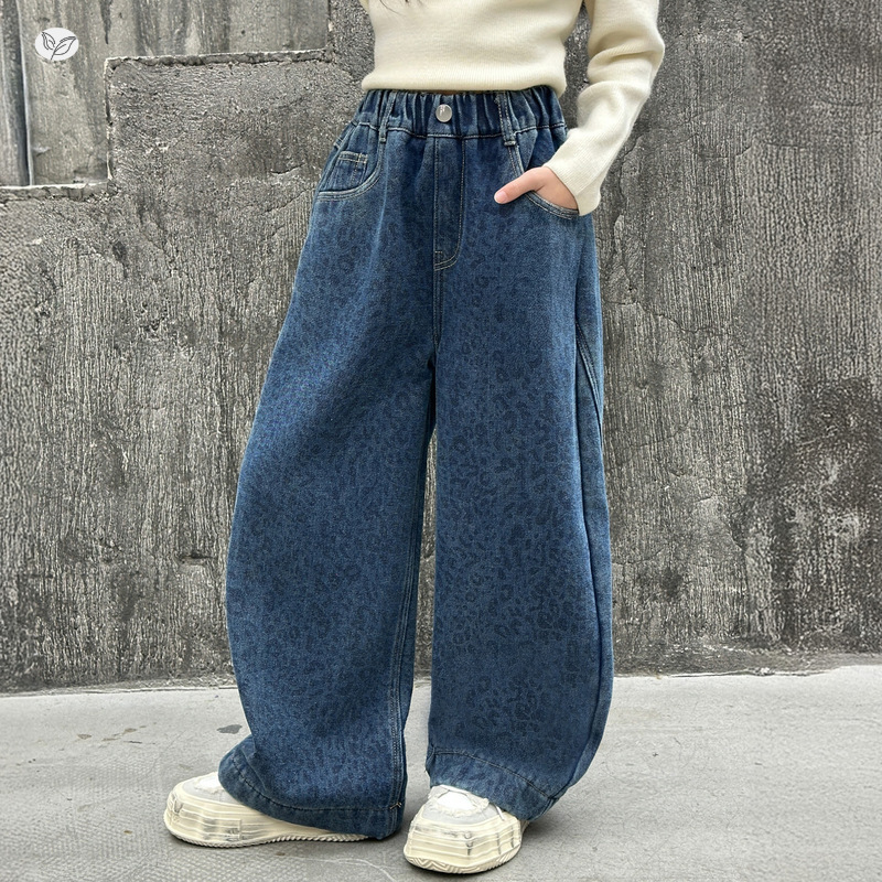 女童加绒豹纹牛仔裤2025年秋冬新款中大童拼接阔腿裤时髦直筒长裤，童装裤子，祺儿童装