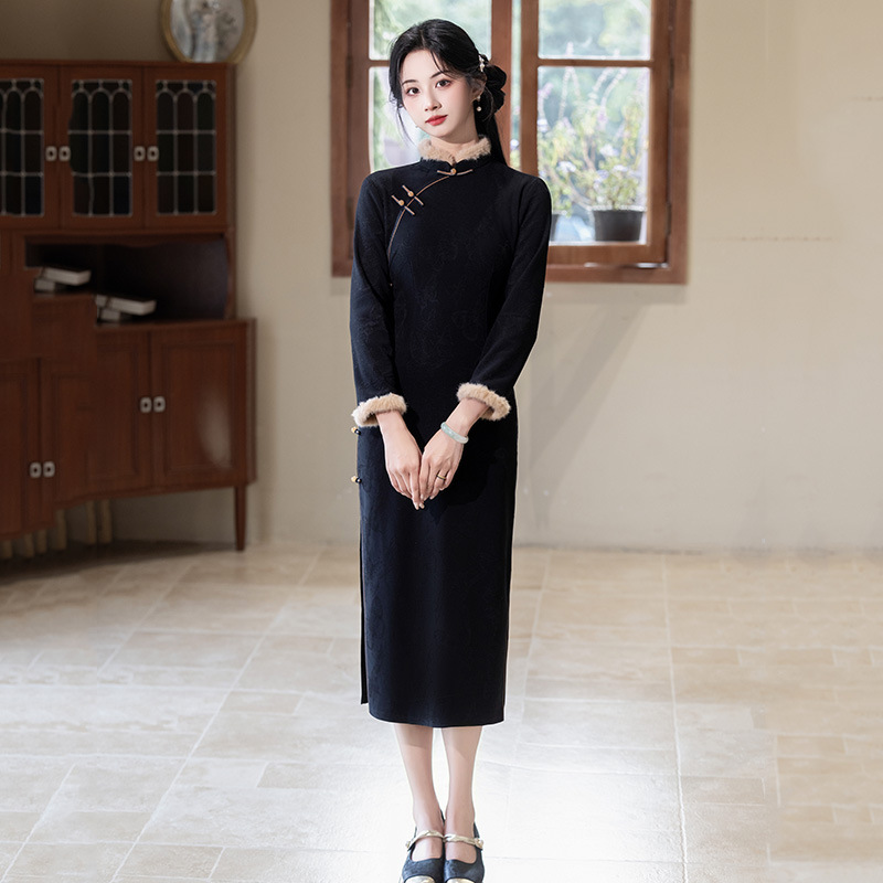 黑色加绒加厚冬装国风新中式长款长袖改良旗袍年轻款女复古秋冬季