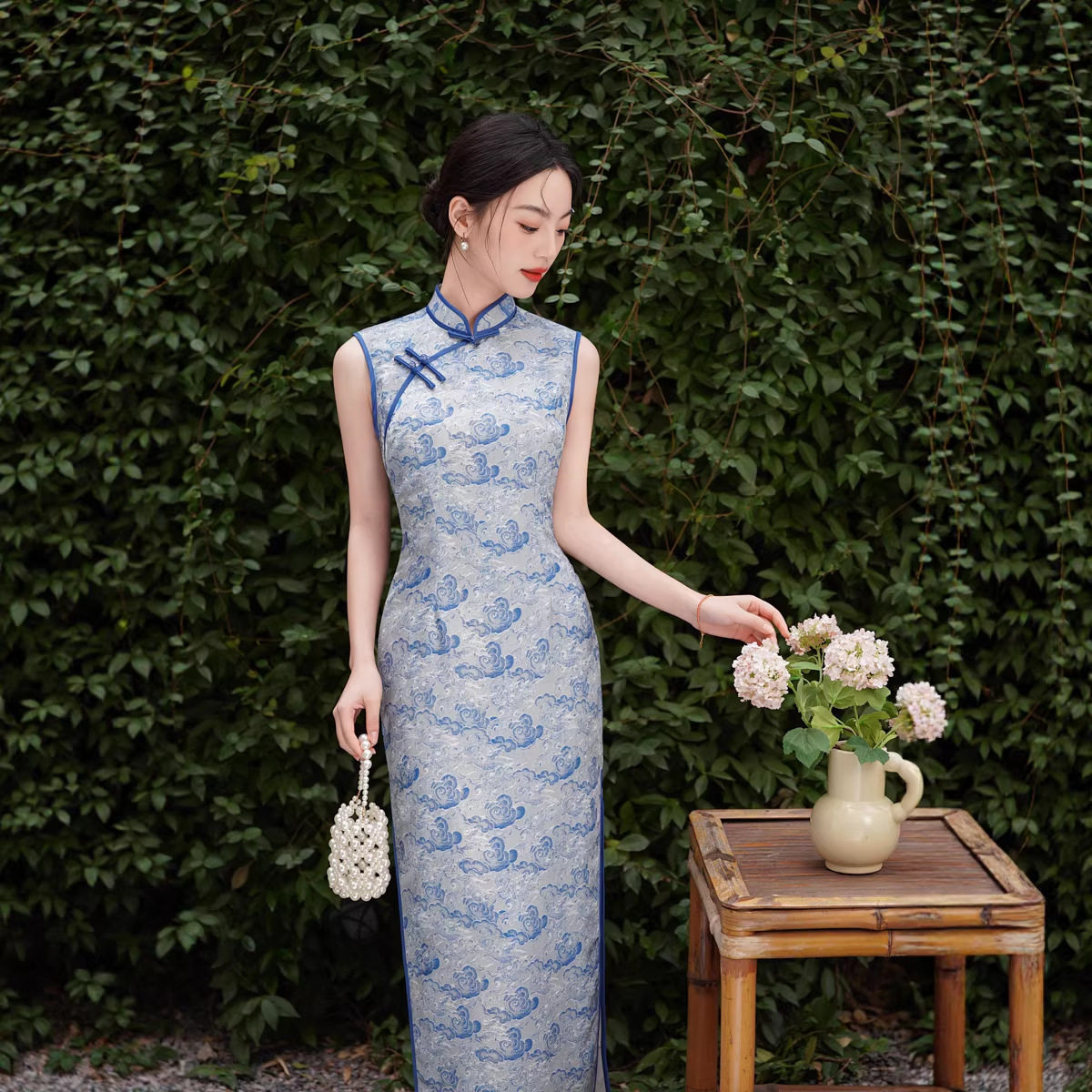 2026年春夏新款旗袍无袖国风蓝色显白日常改良年轻气质款旗袍女装