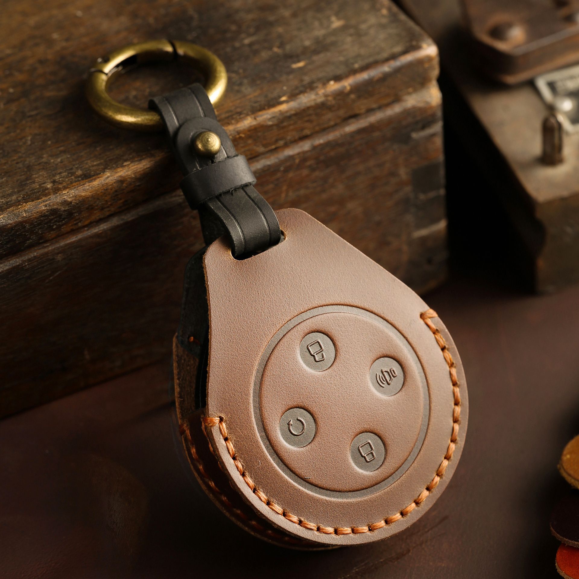 适用2023款长城山海炮钥匙套真皮新款长城炮皮卡汽车钥匙保护包扣