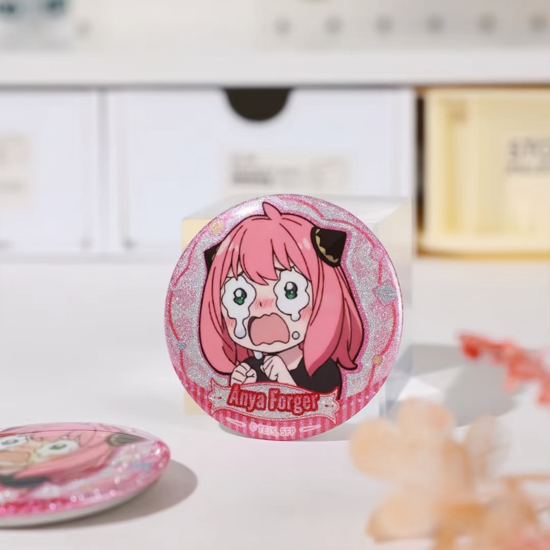 【正版】间谍过家家徽章58MM 阿尼亚哭哭微笑开心表情包吧唧谷子
