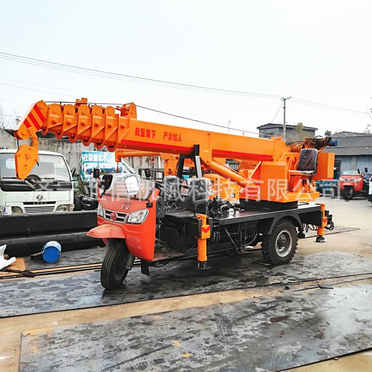 五征农用三轮吊车5吨自制三马吊机农村建房吊装上料小型起重机