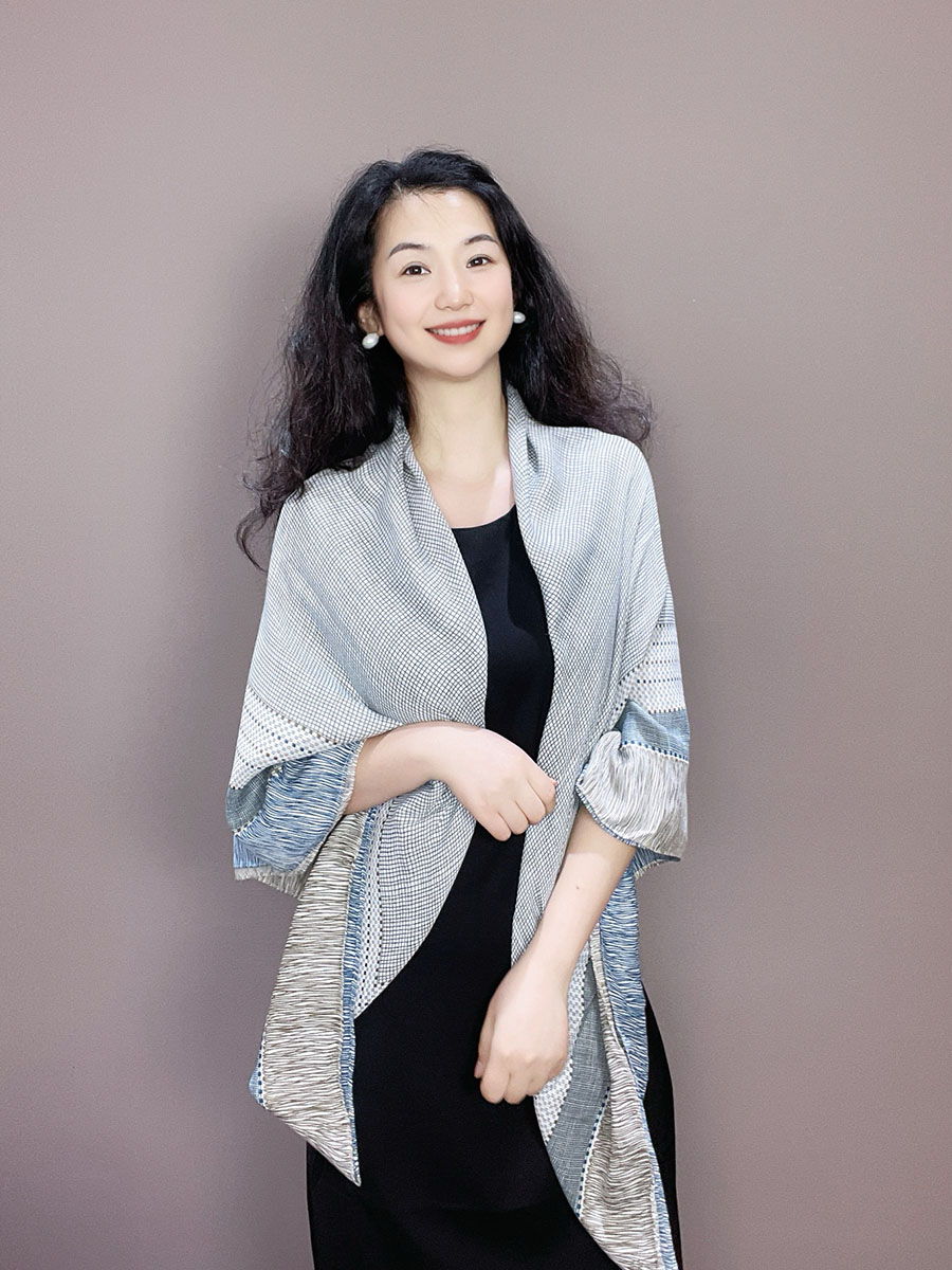 亚麻围巾女浅灰色格子夏季防晒棉麻大方巾空调房披肩外搭旅游丝巾