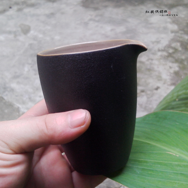 【老库存】千禧年左右 找到不知用途的陶瓷杯 可能倒油的吧分茶杯