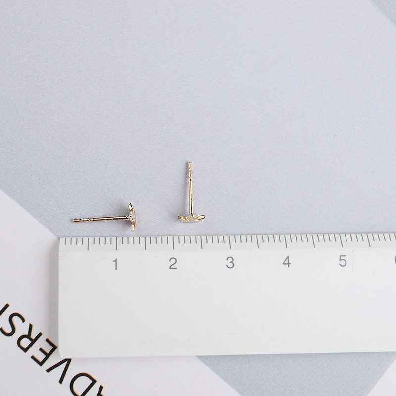 9K gold small crown stud earrings