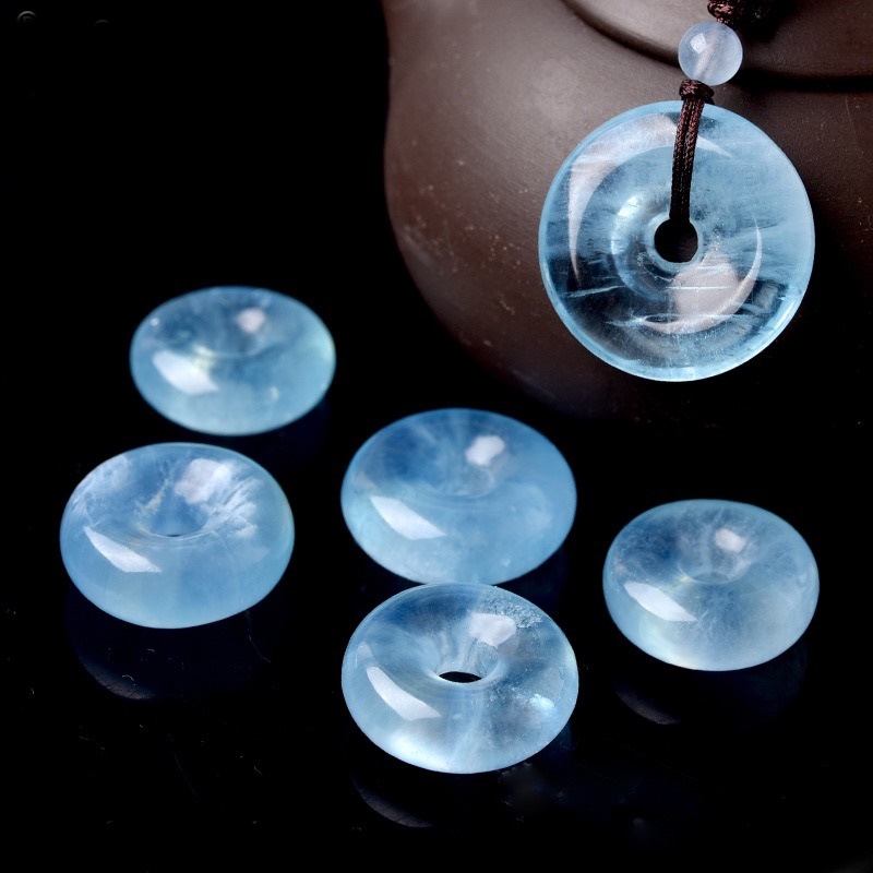 Nature's Art — Raw Crystal Necklace