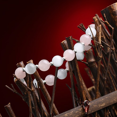 Nature's Art — Raw Rose Quartz Bracelet