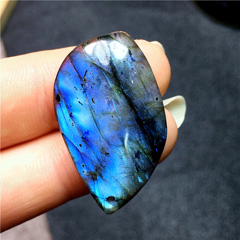 Earth's Treasure — Natural Moonstone Necklace