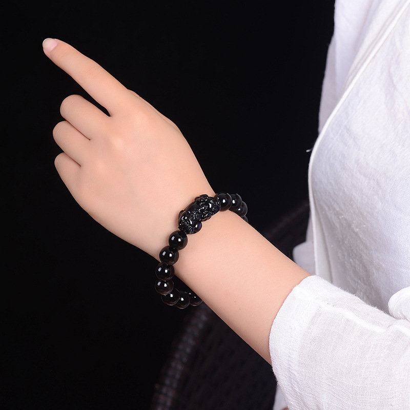 Single-Strand Obsidian Bracelet