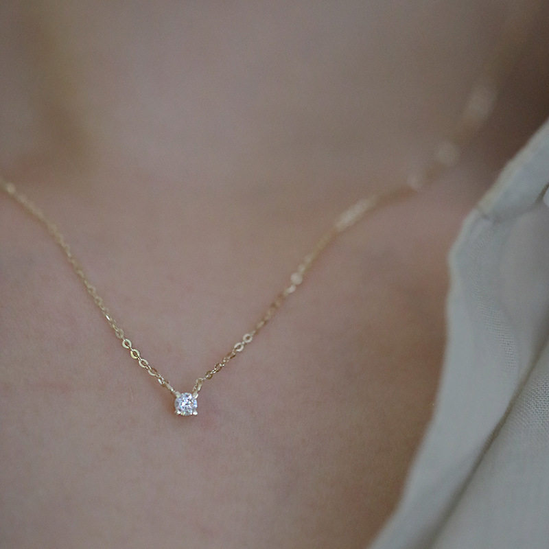 14K gold one diamond pendant chain necklace