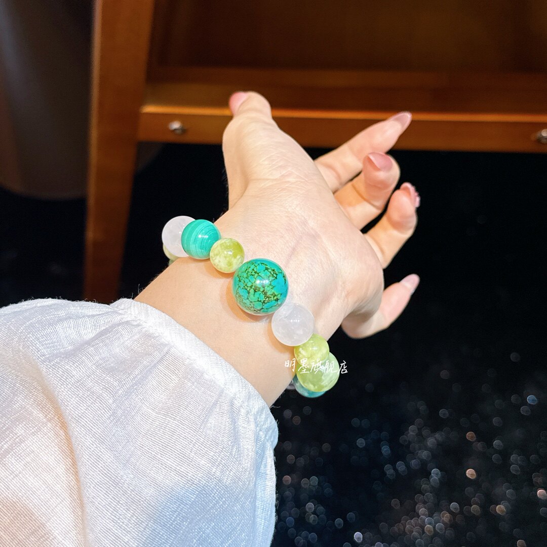 Earth's Treasure — Natural Clear Quartz Bracelet