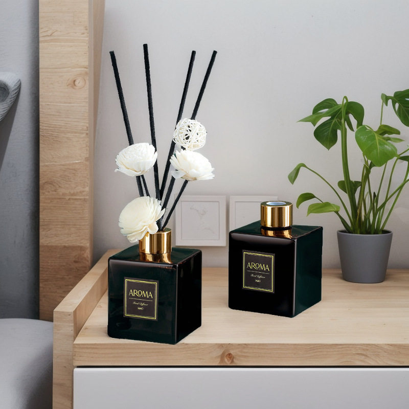 高级香薰无火精油卧室持久家用香氛厕所卫生间摆件酒店香水UT同款