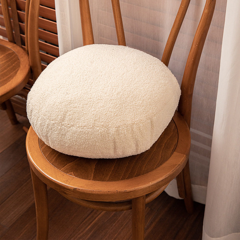 圆形抱枕现代简约家用北欧文艺ins风床头靠垫家用泰迪绒飘窗枕头