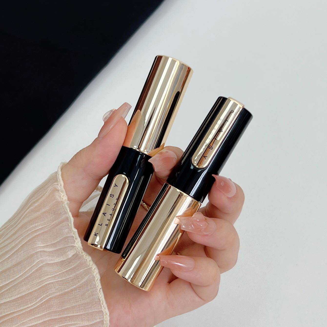 厂家直销雾感锁色不沾杯口红平价好用学生平价