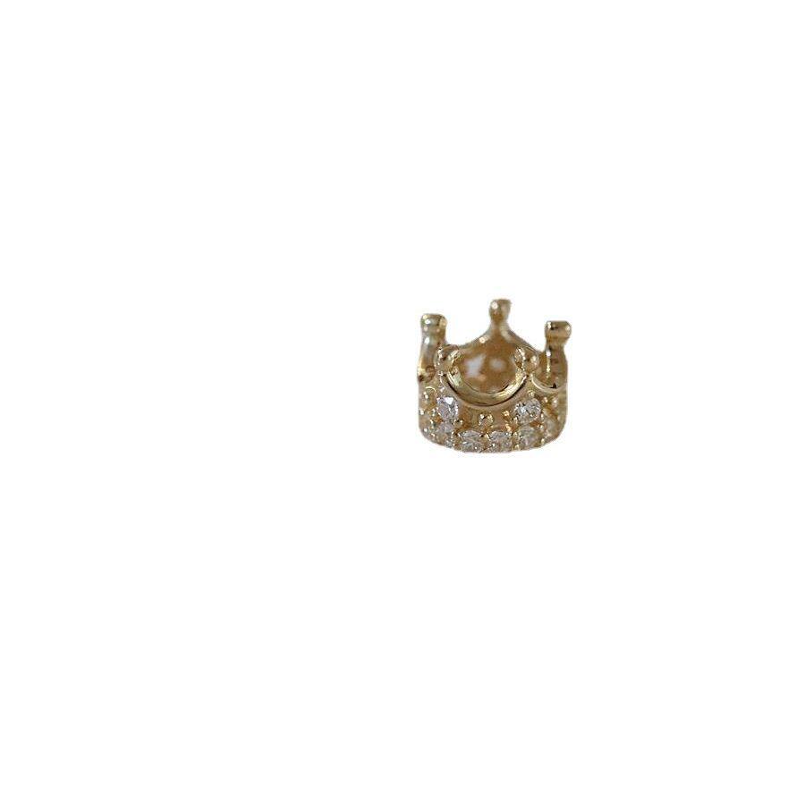 14K gold three-dimensional zircon crown pendant