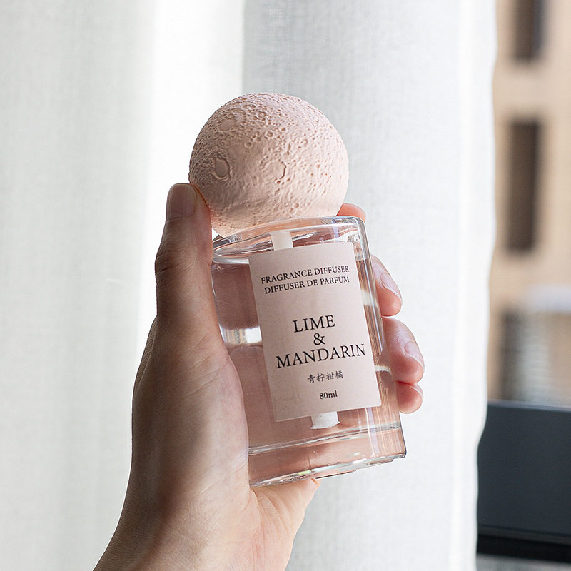 无火香薰精油礼物酒店民宿香氛香水持久淡香清新香氛空气星球摆件