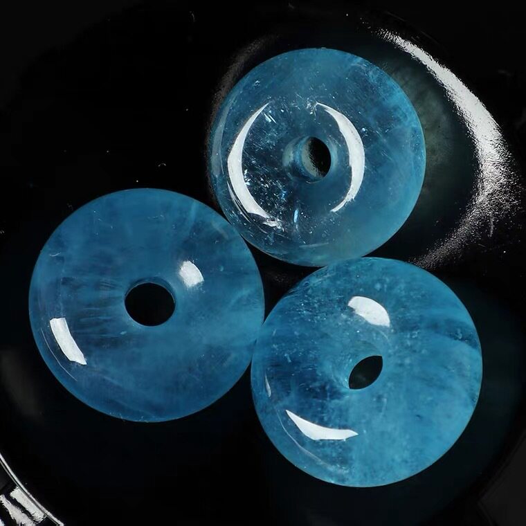 Nature's Art — Raw Crystal Necklace