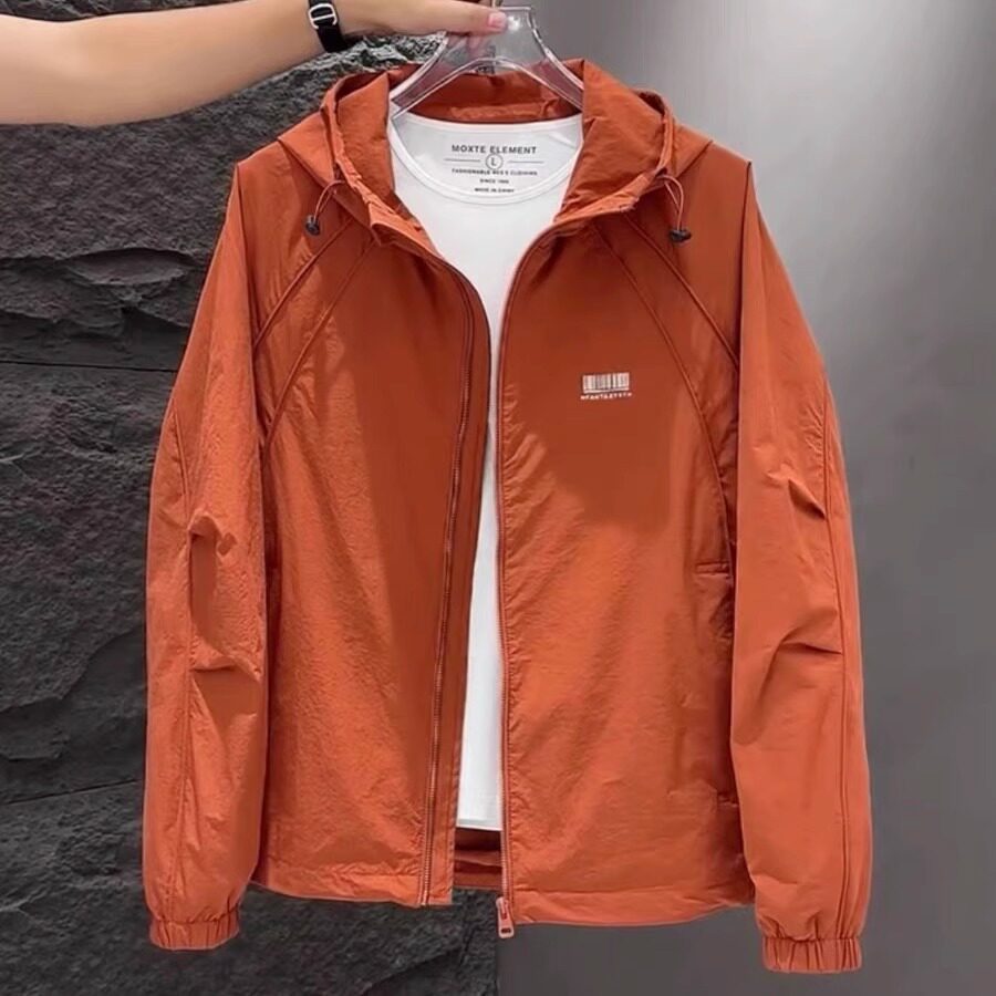 高级感外套男士连帽冲锋衣2026春秋季新款潮流时尚宽松工装夹克男