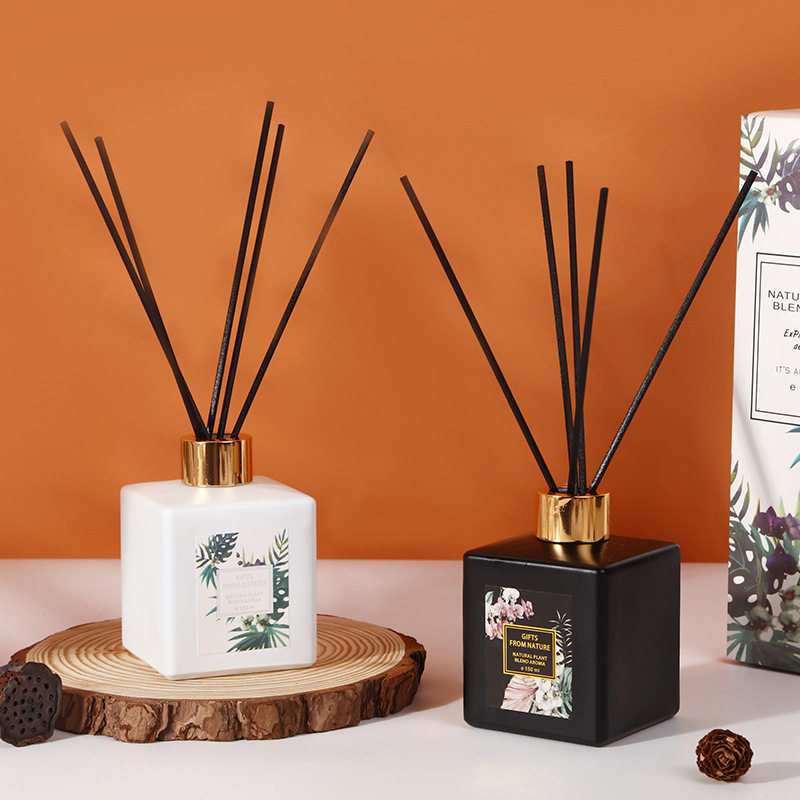 厂家现货北欧风无火香薰液体香水室内家居香氛礼品送女伴手礼批发
