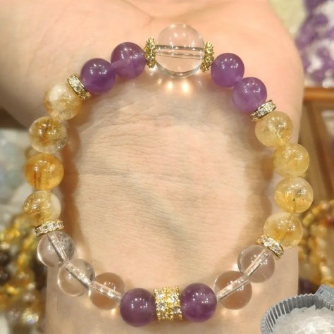 Natural Multi-Treasure Crystal Bracelet Attracts Wealth and Blessings, Balances Five Elements, Wards Off Evil, and Ensures Safety.