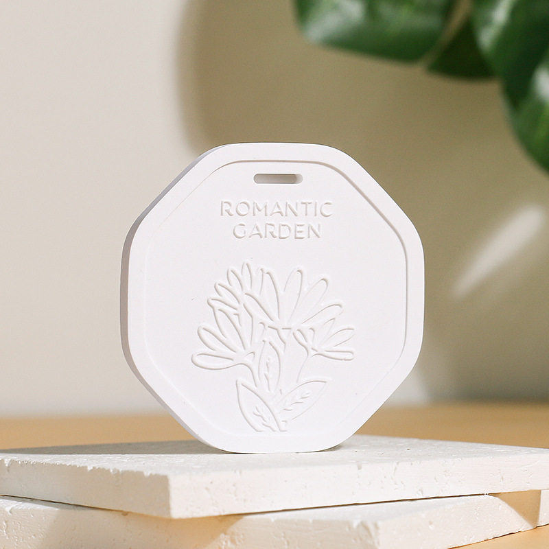 家居衣柜橱柜香挂车载香氛浪漫花园石膏香薰片植物精油熏香伴手礼