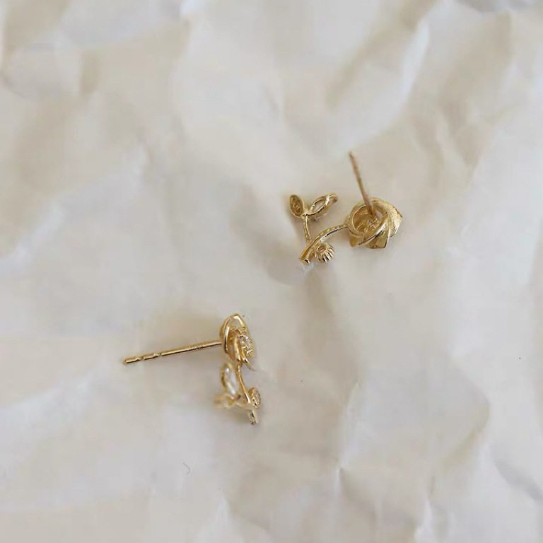 【100465】14K金 立体玫瑰花枝耳钉