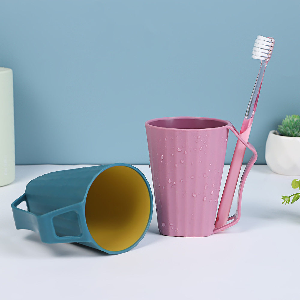 新款简约洗漱杯学生宿舍刷牙杯子创意牙缸杯便携情侣旅行塑料杯