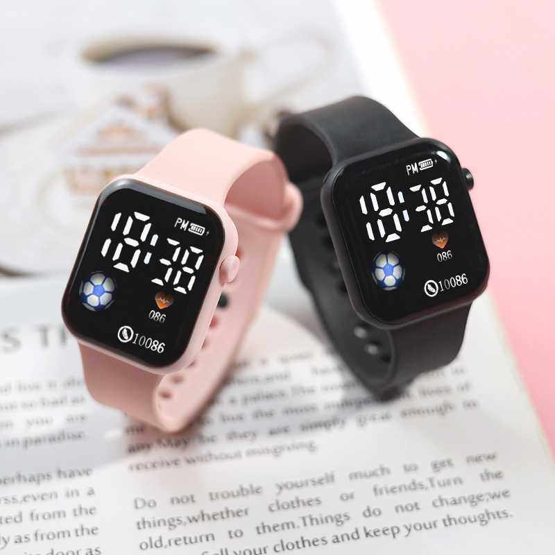 新款现货Y1足球款LED手表简约方形数字户外运动学生时尚电子手表