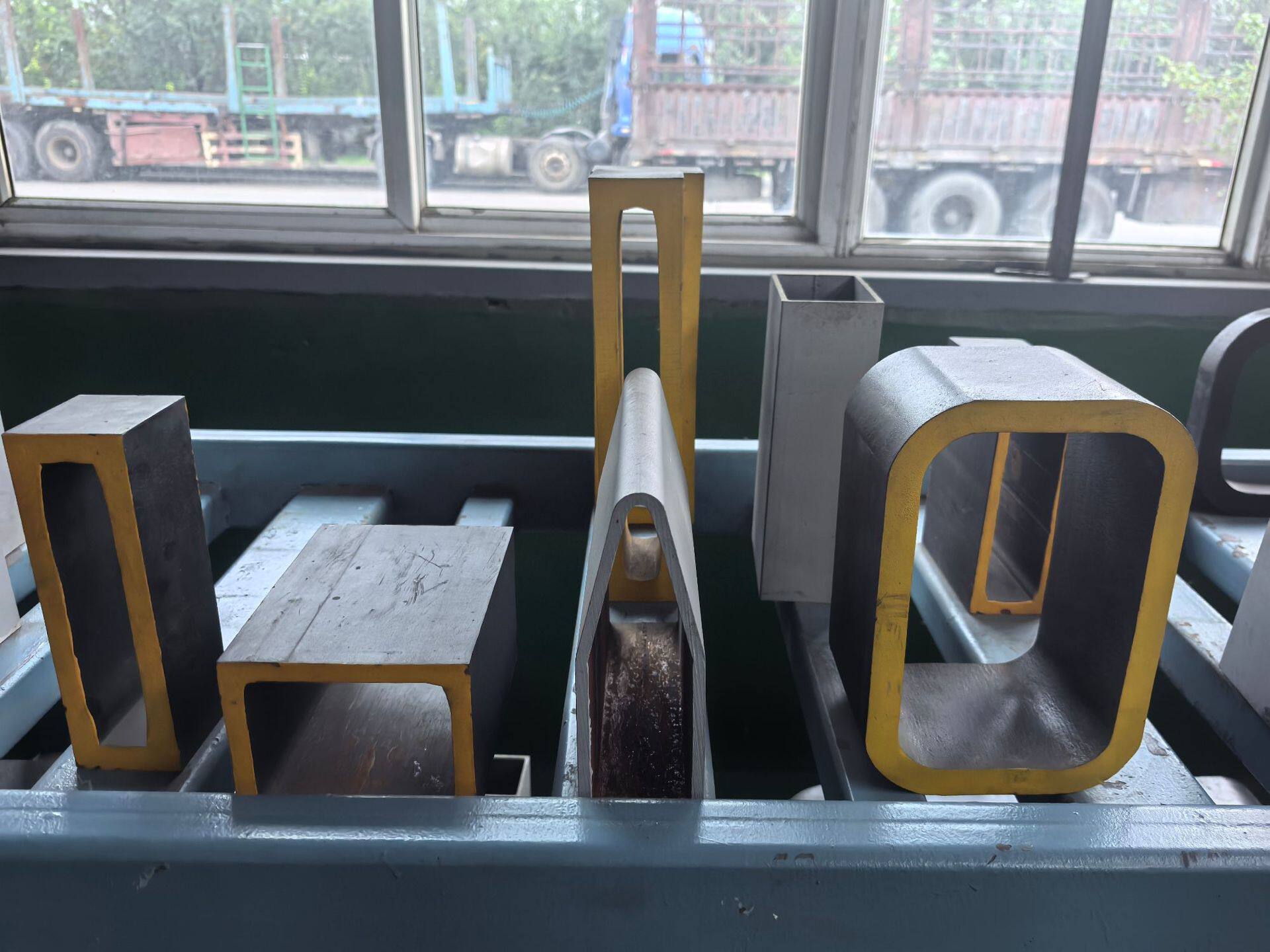 直角圆角方管无缝管