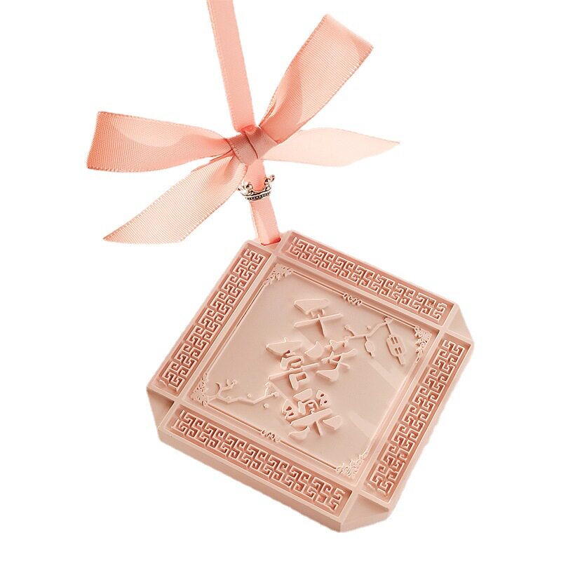 Peace and Joy Fragrance Hanging Gypsum Aromatherapy Wardrobe Deodorizing Aromatic Solid Gift Box Customized Car Fragrance