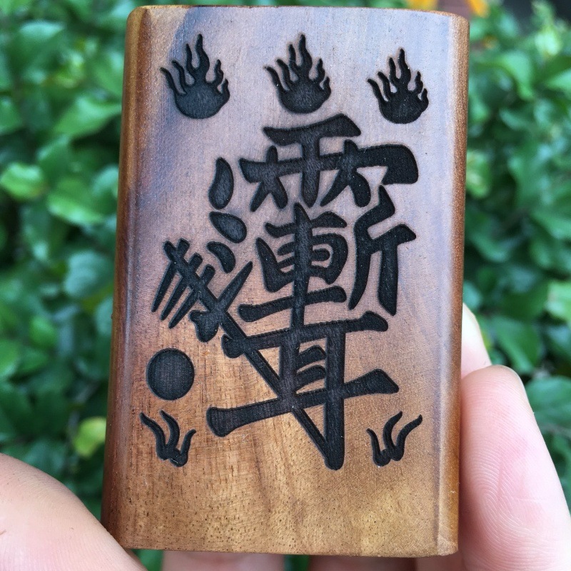 Thunderstruck Jujube Wood Amulet, Wards Off Evil and Ensures Safety, Car Feng Shui Ornament
