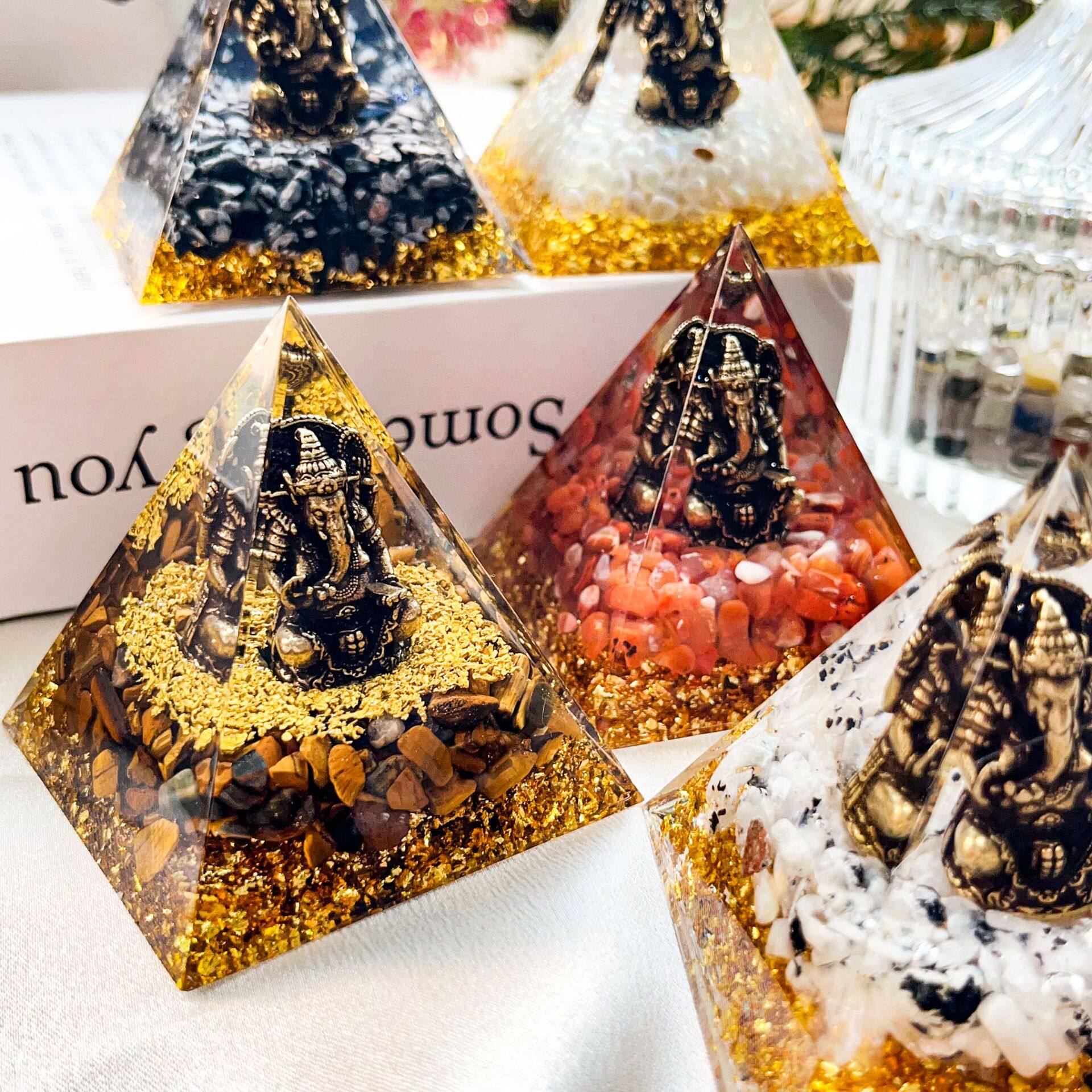 Violet Star Pyramid — Amethyst Orgone Energy Pyramid