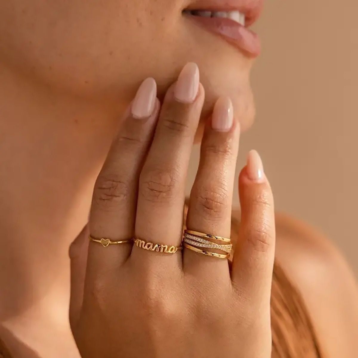 TEMU热销指环亲爱mama字母简约素面戒指送给妈妈完美的母亲节礼物