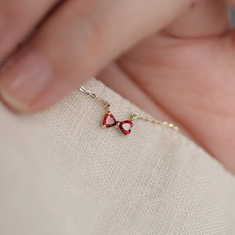14K gold bow necklace