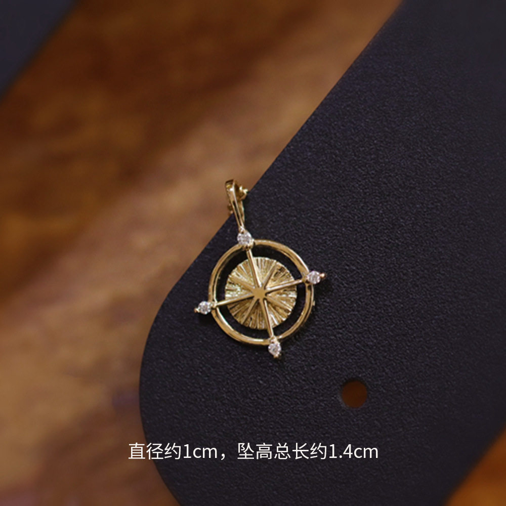 9K金 镂空八芒星圆牌 吊坠