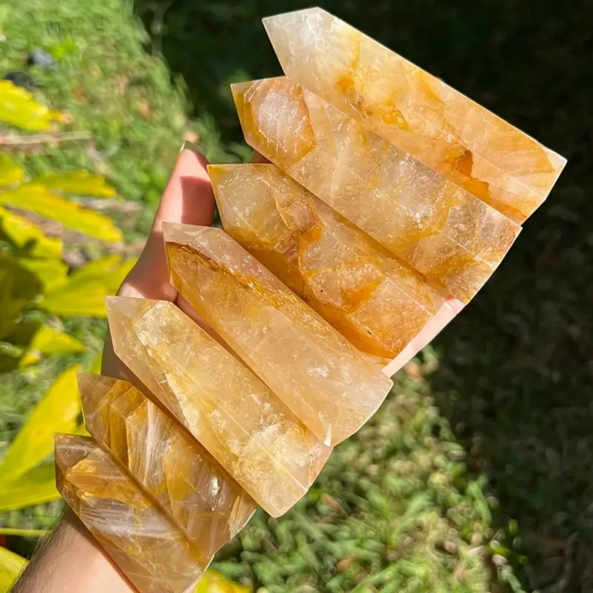 Slow & Steady — Natural Crystal Snail Desk Companion