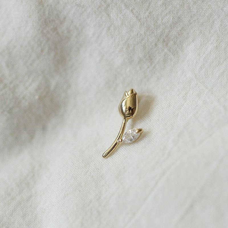 9K gold tulip pendant