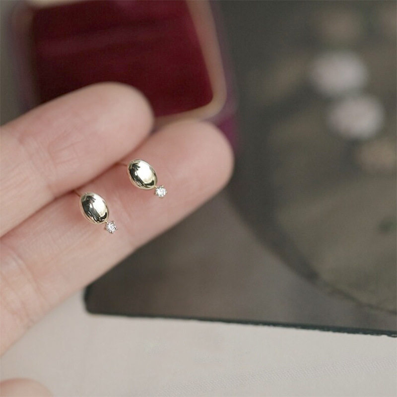 9K gold oval small drill ear studs