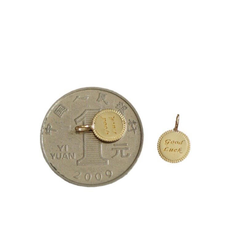 9K金 lucky小金币good luck圆牌吊坠