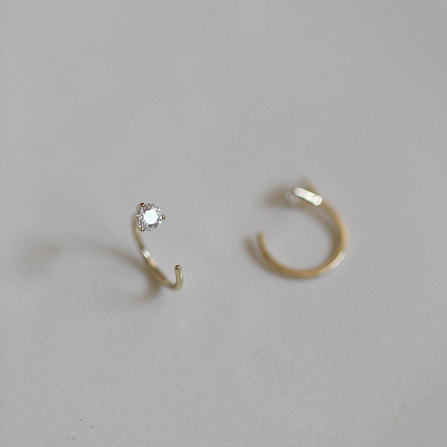 9K gold single drill curved ear Hoops