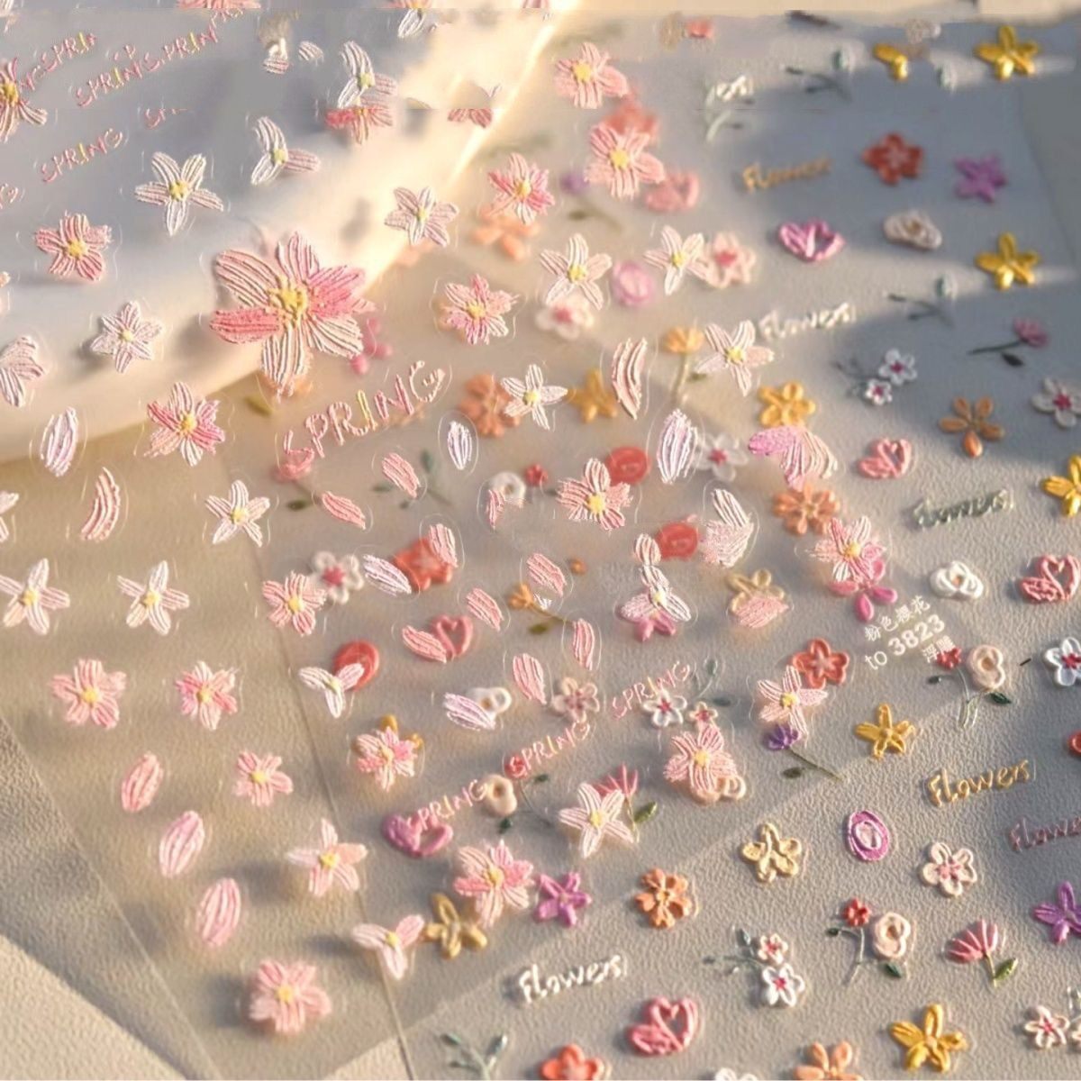 新款美甲春日缤纷小野花美甲浮雕贴纸浪漫油画清新简约可爱指甲贴