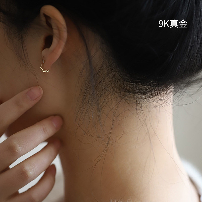 9K金 波浪花边耳钉